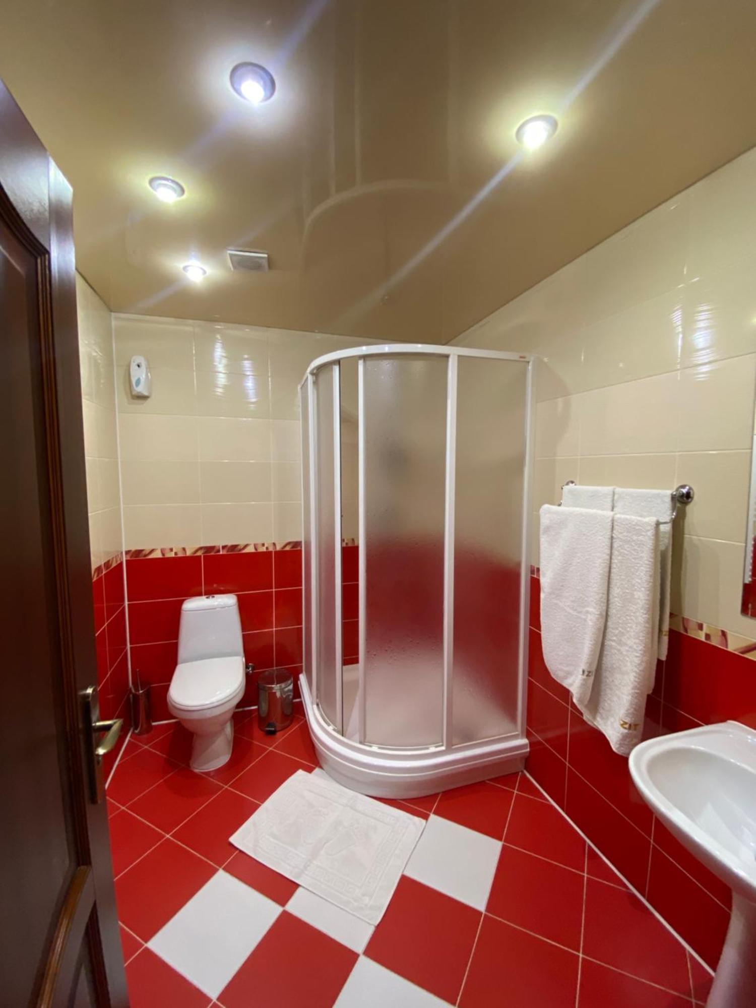 Візит Hotell Bushtyno Eksteriør bilde